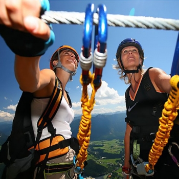 Товари для відпочинку та туризму