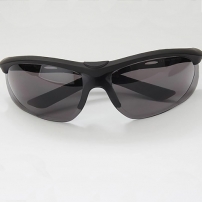 ochki-takticheskie-swiss-eye-lancer-s-temnymi-linzami