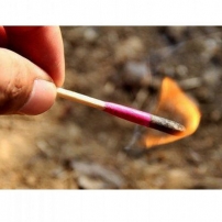 Спички водо-ветрозащитные KOMBAT UK Wind  Waterproof Matches, kb-wwm